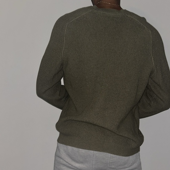 Men's Lucky Brand Cloud Soft V-Neck Sweater - Picture 11 of 11